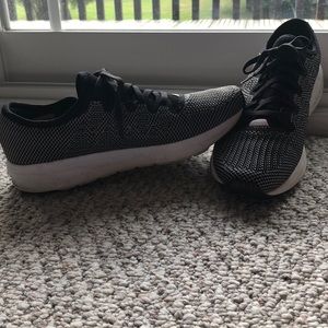 Saucony women’s size 9